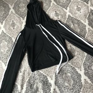 NWOT Striped Long Sleeve Cropped T-shirt